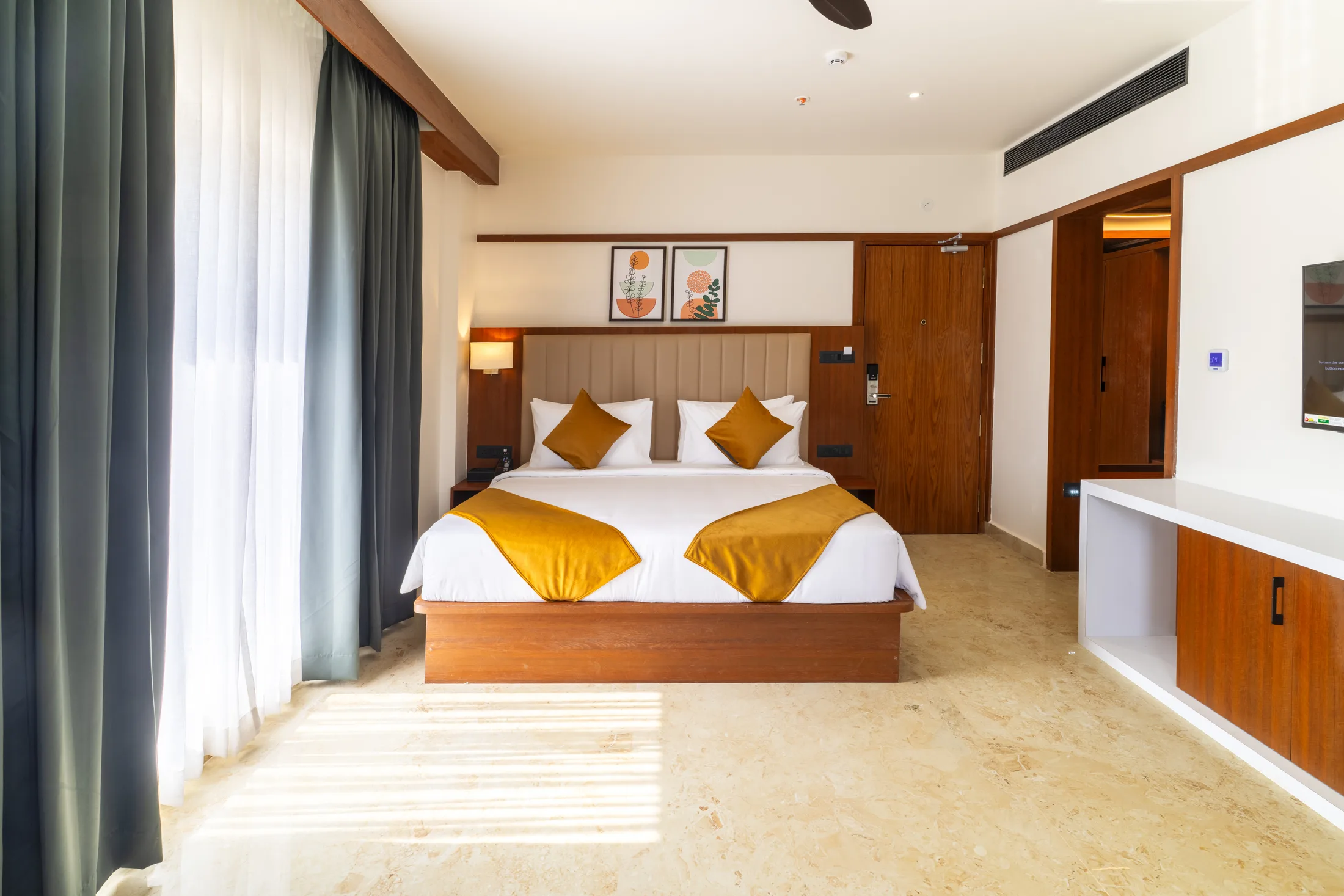 Restful interior for stillness